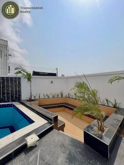 Deluxe 5 Bedroom Fully Detached Duplex