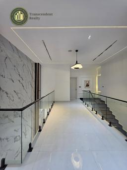 Deluxe 5 Bedroom Fully Detached Duplex