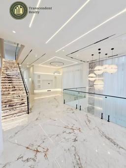 Deluxe 5 Bedroom Fully Detached Triplex