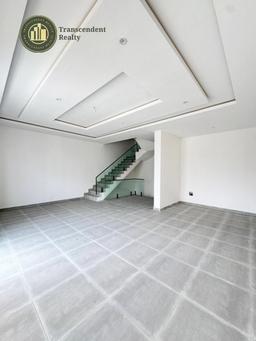 Elegantly designed 4 Bedroom Terraced Triplex