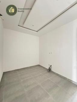 Elegantly designed 4 Bedroom Terraced Triplex