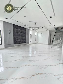 Deluxe 5 Bedroom Fully Detached Duplex