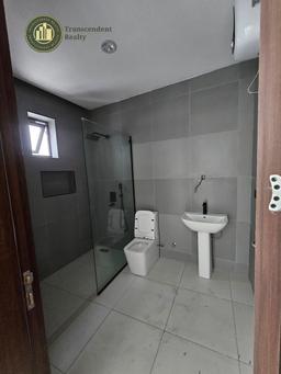 Exquisitely Designed 2 Bedroom Apartments