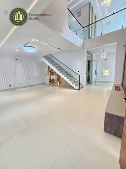 Deluxe 5 Bedroom Fully Detached Duplex