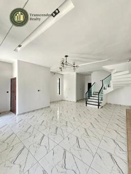Newly Built, Contemporary 4 Bedroom Fully Detached Duplex