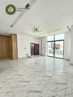 Newly Built, Contemporary 4 Bedroom Fully Detached Duplex