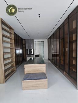 Newly Built Deluxe 5 Bedroom Fully Detached Duplex