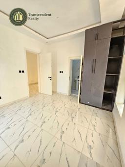 Contemporary 4 Bedroom Fully Detached Triplex