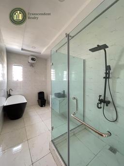 Newly Built Deluxe 5 Bedroom Fully Detached Duplex with a Swimming pool