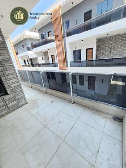 Exquisite 5 Bedroom Semi-detached Duplex