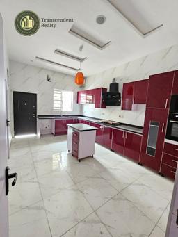 Newly Built 5 Bedroom Fully Detached Duplex with Bq