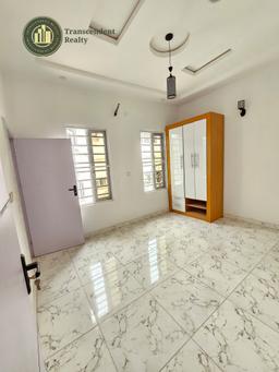 Newly Built 5 Bedroom Fully Detached Duplex with Bq