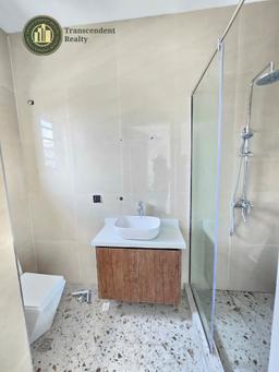 Newly Built Contemporary 3 Bedroom Apartments