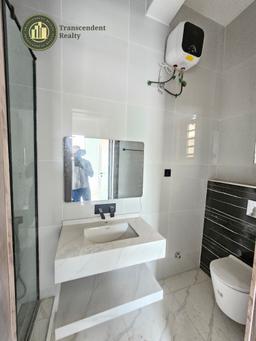 Newly Built Exquisite 2 Bedroom Apartments