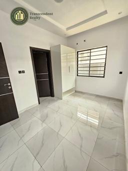 Newly Built Contemporary 2 Bedroom Apartments