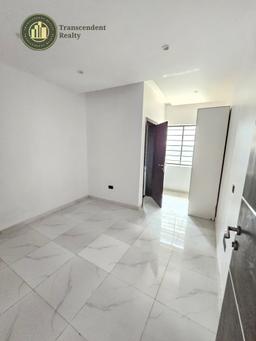 Newly Built Contemporary 2 Bedroom Apartments