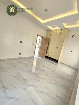 Newly Built Contemporary 5 Bedroom Fully Detached Duplex