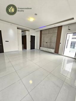 Newly Built Deluxe 5 Bedroom Fully Detached Duplex