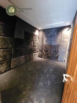 Deluxe 5 Bedroom Fully Detached Triplex