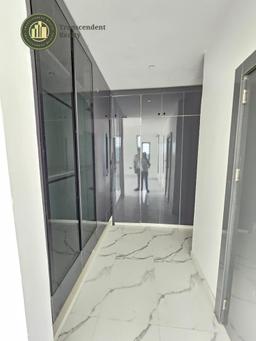 Newly Built Contemporary 5 Bedroom Duplex