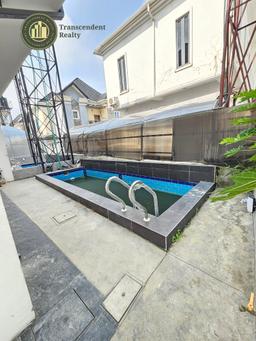 Newly Built Contemporary 5 Bedroom Duplex