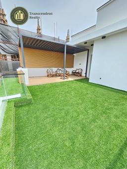 Deluxe 5 Bedroom Fully Detached Duplex