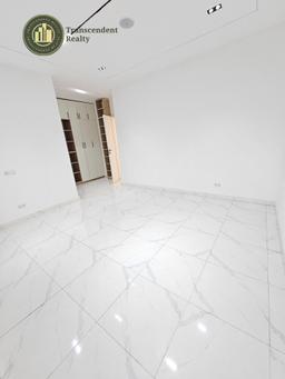 Elegantly designed 4 Bedroom Terraced Triplex