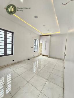 Newly Built, Contemporary 4 Bedroom Fully Detached Duplex