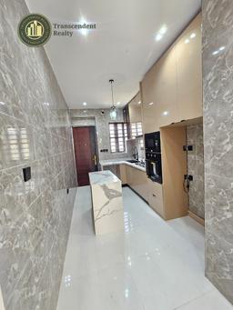 Exquisitely Designed 2 Bedroom Apartments