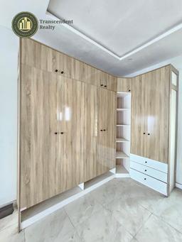 Newly Built Contemporary 4 Bedroom Fully Detached Duplex