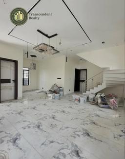 Newly Built Contemporary 5 Bedroom Fully Detached Duplex