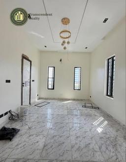 Newly Built Contemporary 5 Bedroom Fully Detached Duplex