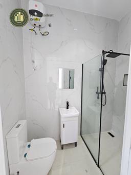 Deluxe 4 Bedroom Fully Detached Duplex