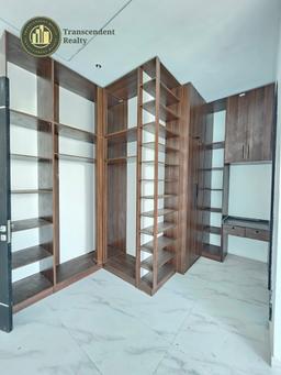 Deluxe 5 Bedroom Fully Detached Duplex