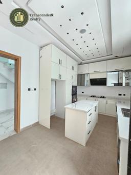 Newly Built Contemporary 4 Bedroom Fully Detached Duplex