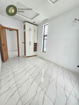 Newly Built Contemporary 4 Bedroom Fully Detached Duplex
