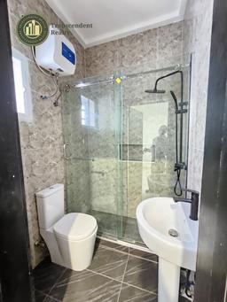Newly Built Deluxe 5 Bedroom Fully Detached Duplex