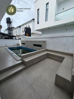 Newly Built Contemporary 5 Bedroom Fully Detached Triplex with a Swimming Pool