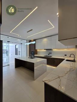 Newly Built Deluxe 5 Bedroom Fully Detached Triplex with Cinema and Swimming Pool