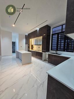 Newly Built Deluxe 5 Bedroom Fully Detached Duplex