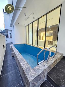 Newly Built Deluxe 5 Bedroom Fully Detached Duplex